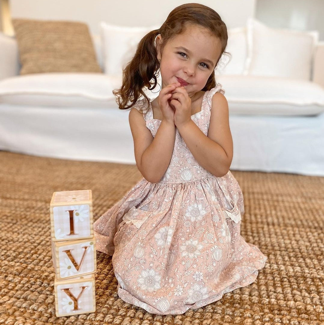 NAME BLOCKS - DAISIES
