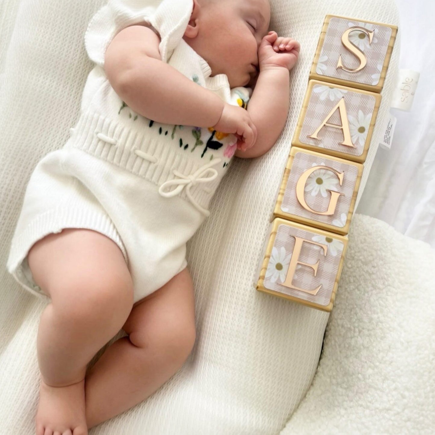 NAME BLOCKS - DAISIES