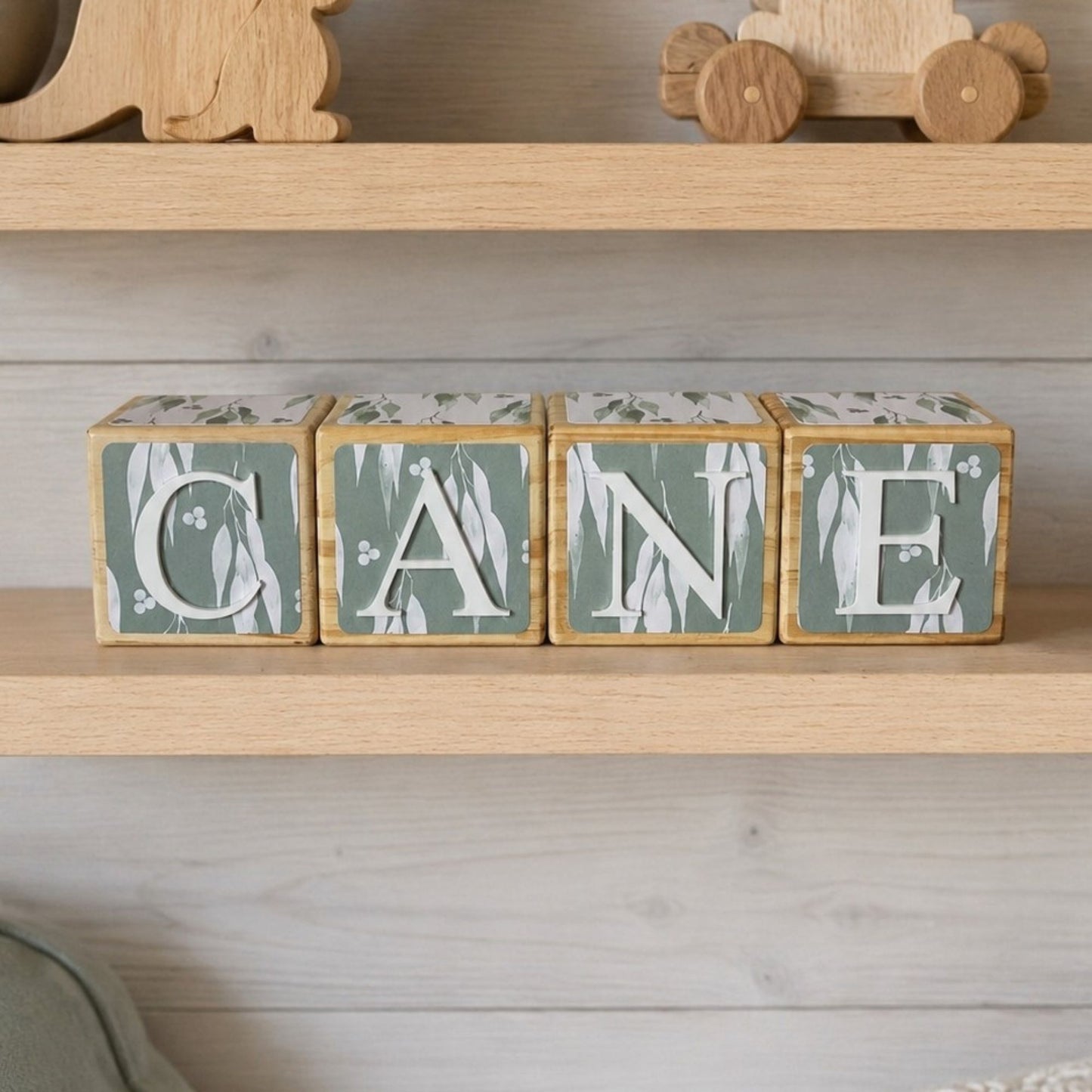 NAME BLOCKS - GUM LEAVES