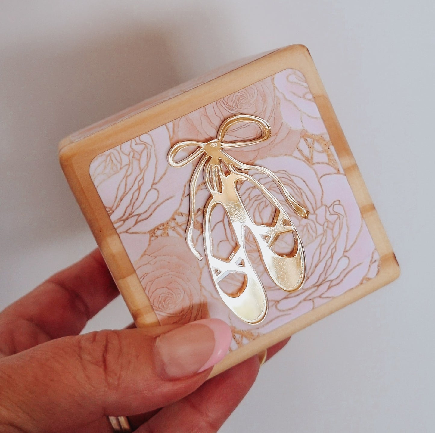 CHARACTER BLOCK - BALLET SLIPPERS