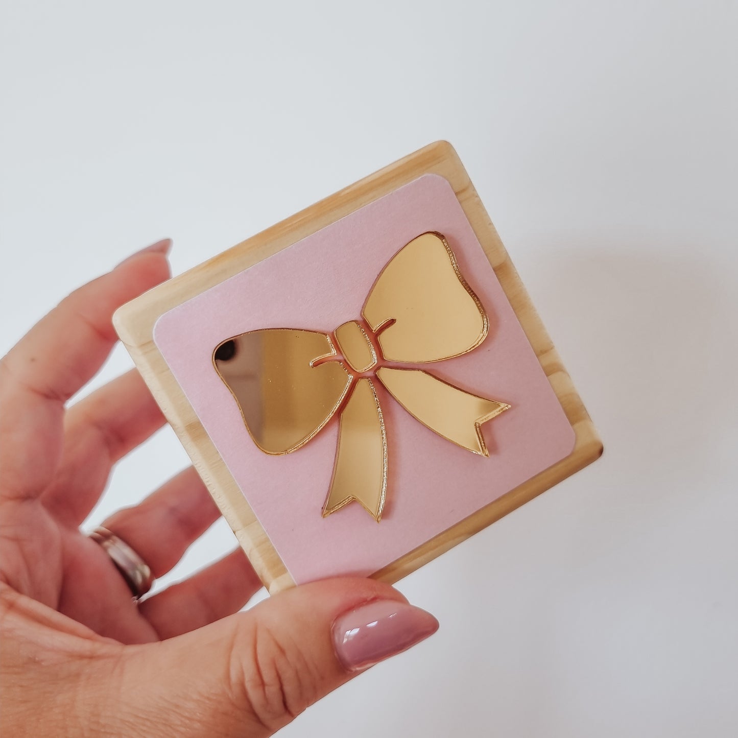 CHARACTER BLOCK - BOW