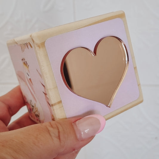 CHARACTER BLOCK - HEART